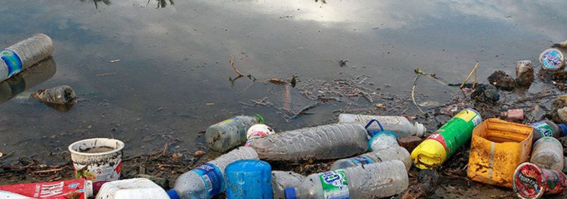Plástico nos oceanos pode chegar a 600 milhões de toneladas em 2040