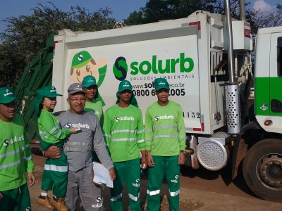 CG Solurb faz visita surpresa e emociona garoto de 5 anos